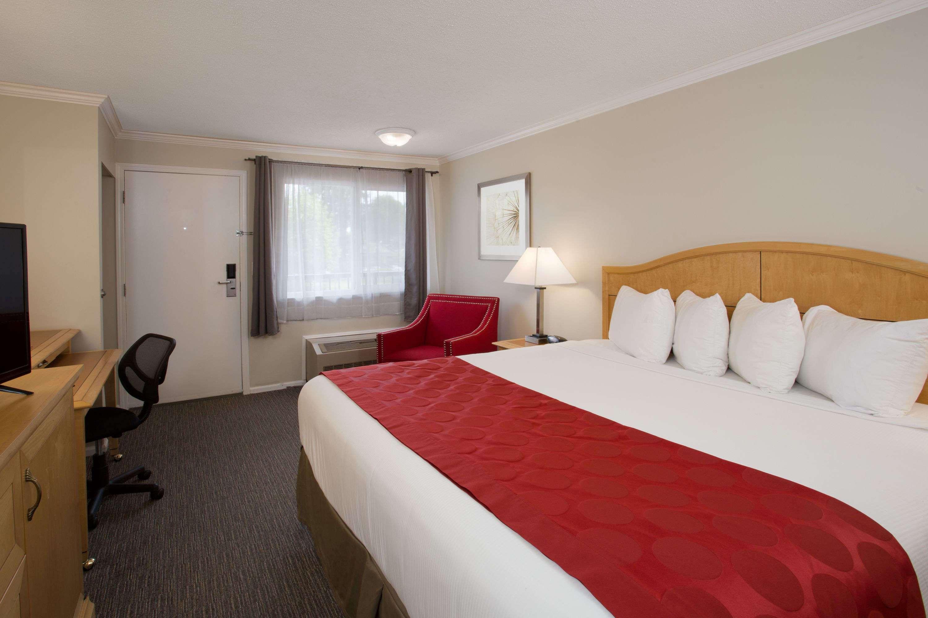 Ramada By Wyndham Duncan Cowichan Valley Εξωτερικό φωτογραφία